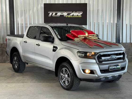 FORD RANGER 2.2 XLS 4X4 CD 16V DIESEL 4P AUTOMÁTICO